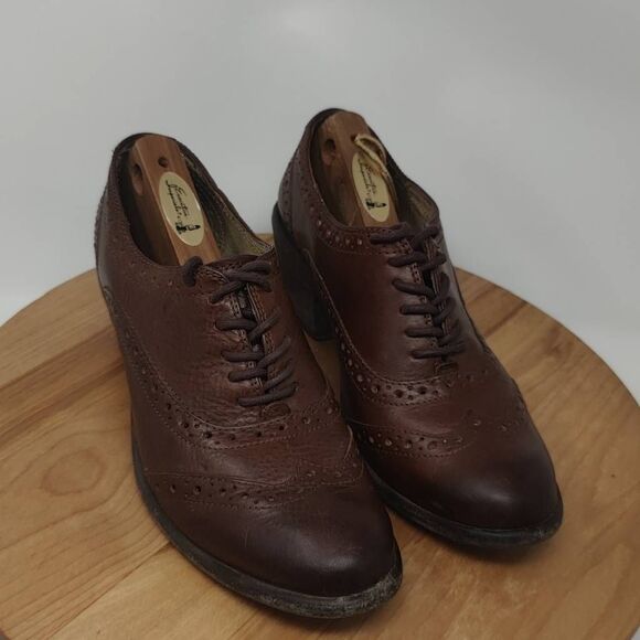 Frye Maggie Perf Oxford Wingtip Heeled Booties- Womens- Size 7-Brown-Leather - Picture 12 of 12